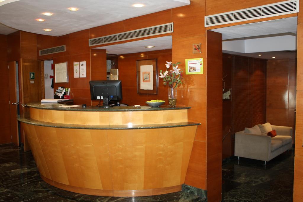 Hotel Pedralbes バルセロナ エクステリア 写真